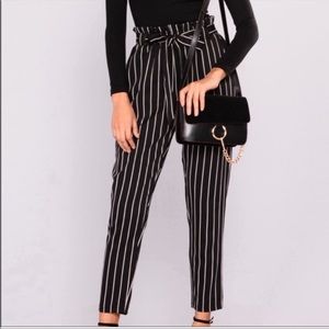 Paper bag pants with belt